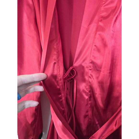 Fredericks of Hollywood Red Satin Lace Sleeves Full Length Robe, Size Medium - Picture 7 of 15